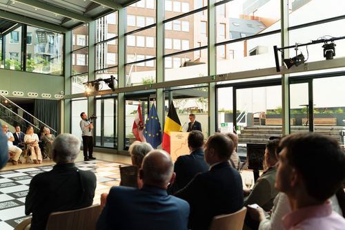 The Schoenberg Games, Brüssel 2026 — Eröffnung