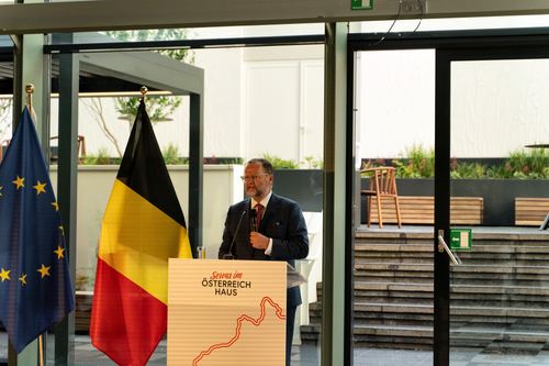 The Schoenberg Games, Brüssel 2026 — Eröffnung