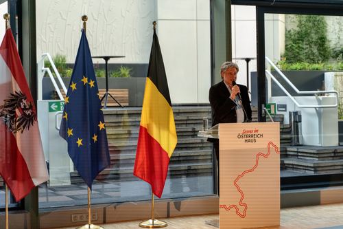 The Schoenberg Games, Brüssel 2026 — Eröffnung