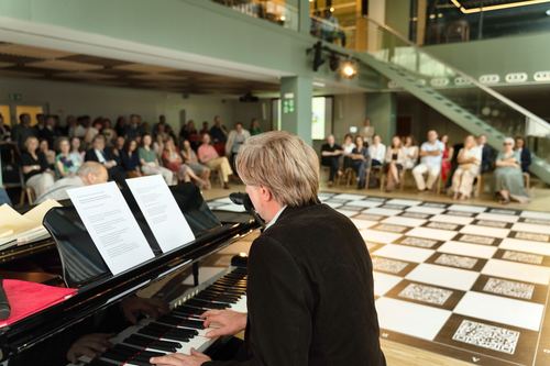 The Schoenberg Games, Brüssel 2026 — Performance & Musik